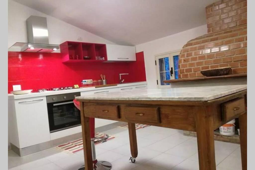Big Relax Apartment With Swimming Pool And A Peaceful Garden In A Private Villa Sestu Luaran gambar